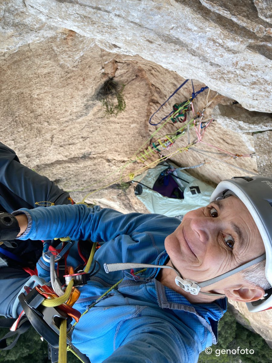 Finalment “a casa” després d’un any de lesions!!!
Podré acabar la via “lo haiku èbri”?

Recuperando energías para estaren forma el día 7 de noviembre para las jornadas de mujer y montaña organizadas por <a href="/ADEBANasociac/">Montañeras ADEBAN</a> 

#portaledge #soloaidclimbing #tradisrad