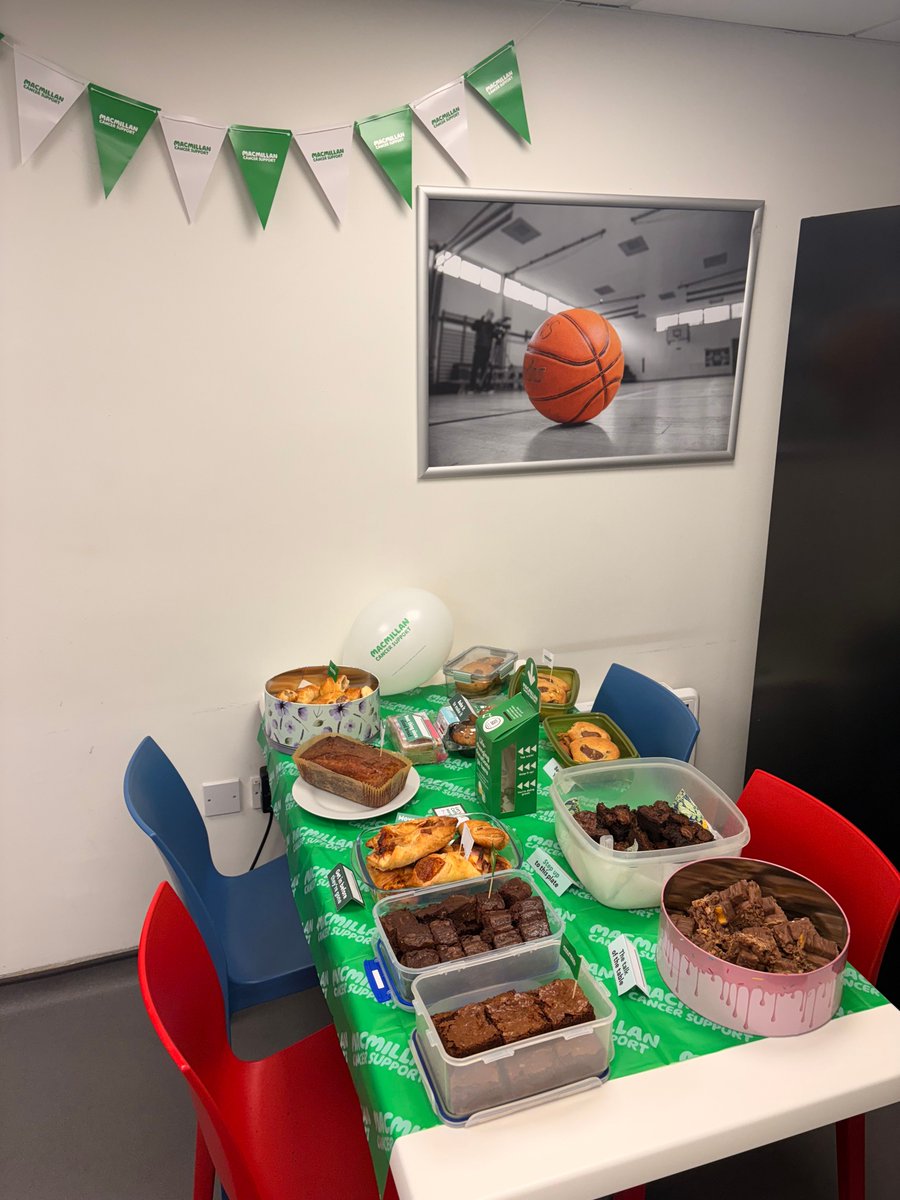 SportsafeUK's tweet image. Macmillan Coffee Morning💚

We are proud to be supporting such an impactful and life changing charity🤞

Thank you to the whole team for your generous donations and gorgeous bakes😍

#MacmillanCoffeeMorning #CoffeeMorning #SupportMacmillan #Fundraising