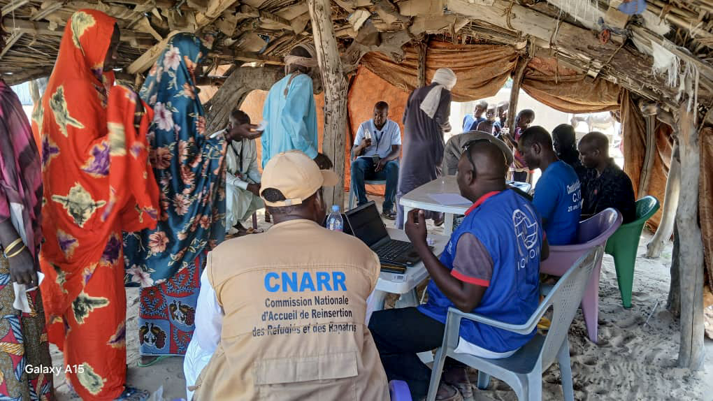 Data makes aid smarter. Using the Displacement Tracking Matrix <a href="/DTM_IOM/">Displacement Tracking Matrix (DTM)</a>, @IOMchad pinpoints the most vulnerable households—so cash reaches those who need it most. Targeted, dignified &amp; impactful support. #Data4HumanitarianAction