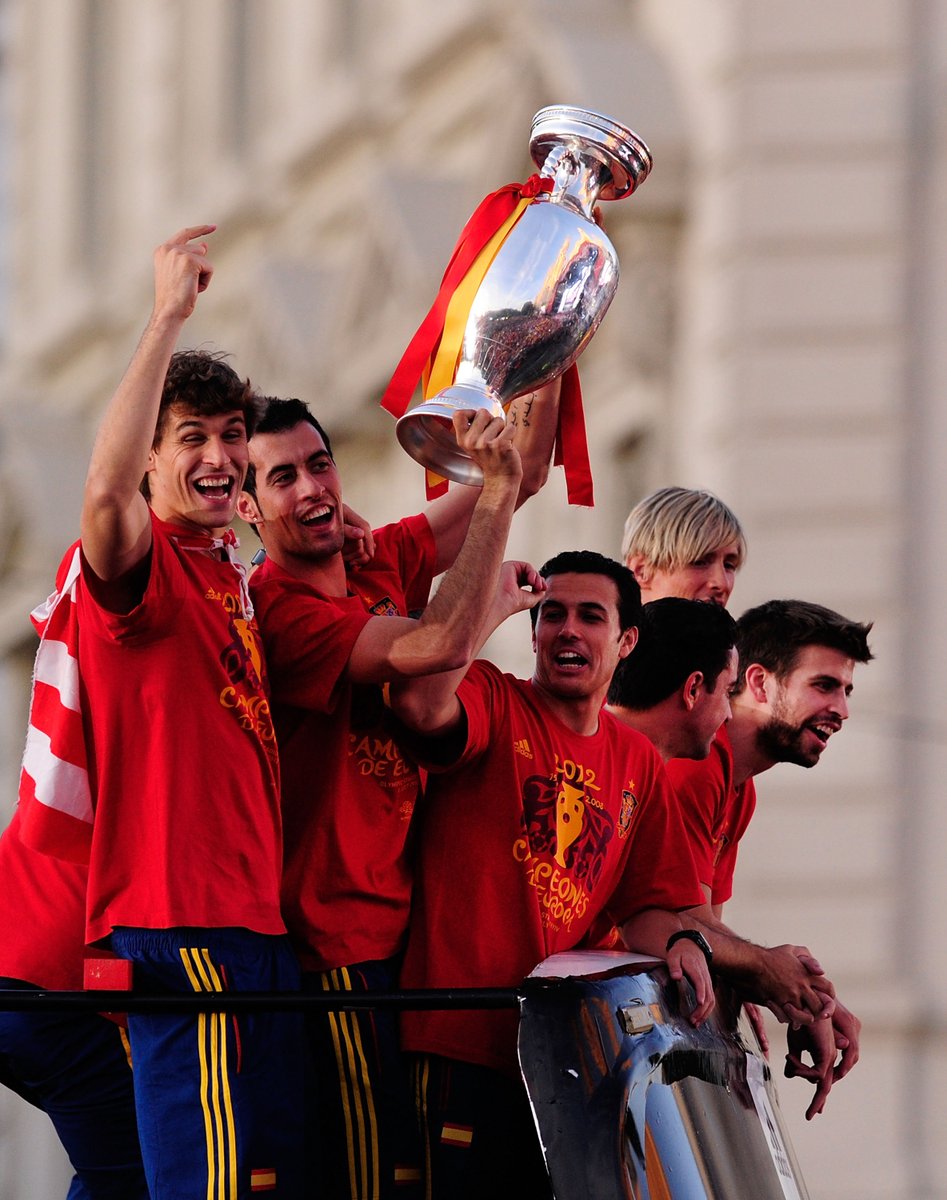 😢 Te echaremos de menos, <a href="/5sergiob/">Sergio Busquets</a> 

🏆 2⃣0⃣1⃣2⃣

#EURO | <a href="/SEFutbol/">Selección Española Masculina de Fútbol</a>