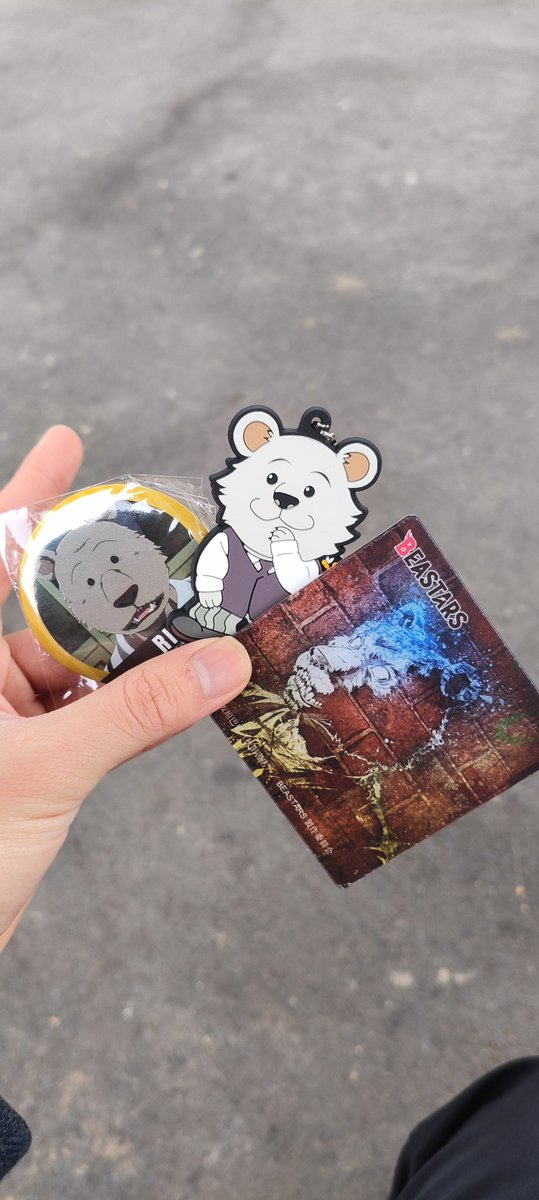BluegiLvM's tweet image. Heyy look what I just get 🥰 I am so happy I finally get my husband merch eheh .hail RIZZ! 
#BEASTARS #BEASTARSFINALSEASON  #Riz