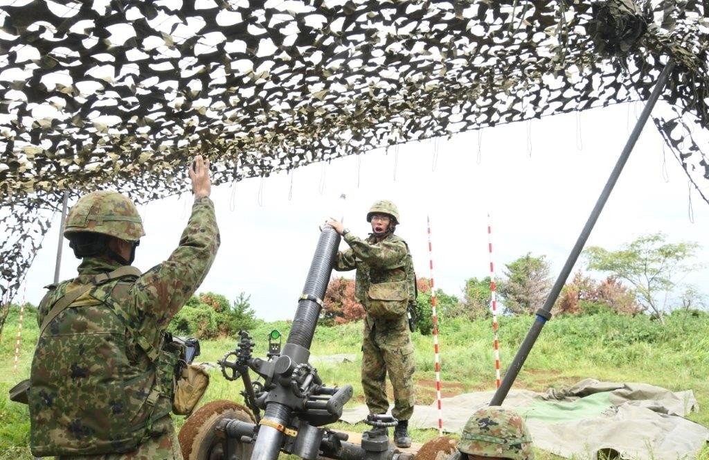 新隊員後期教育】 普通科及び特科職種の新隊員が空挺団における約3か
