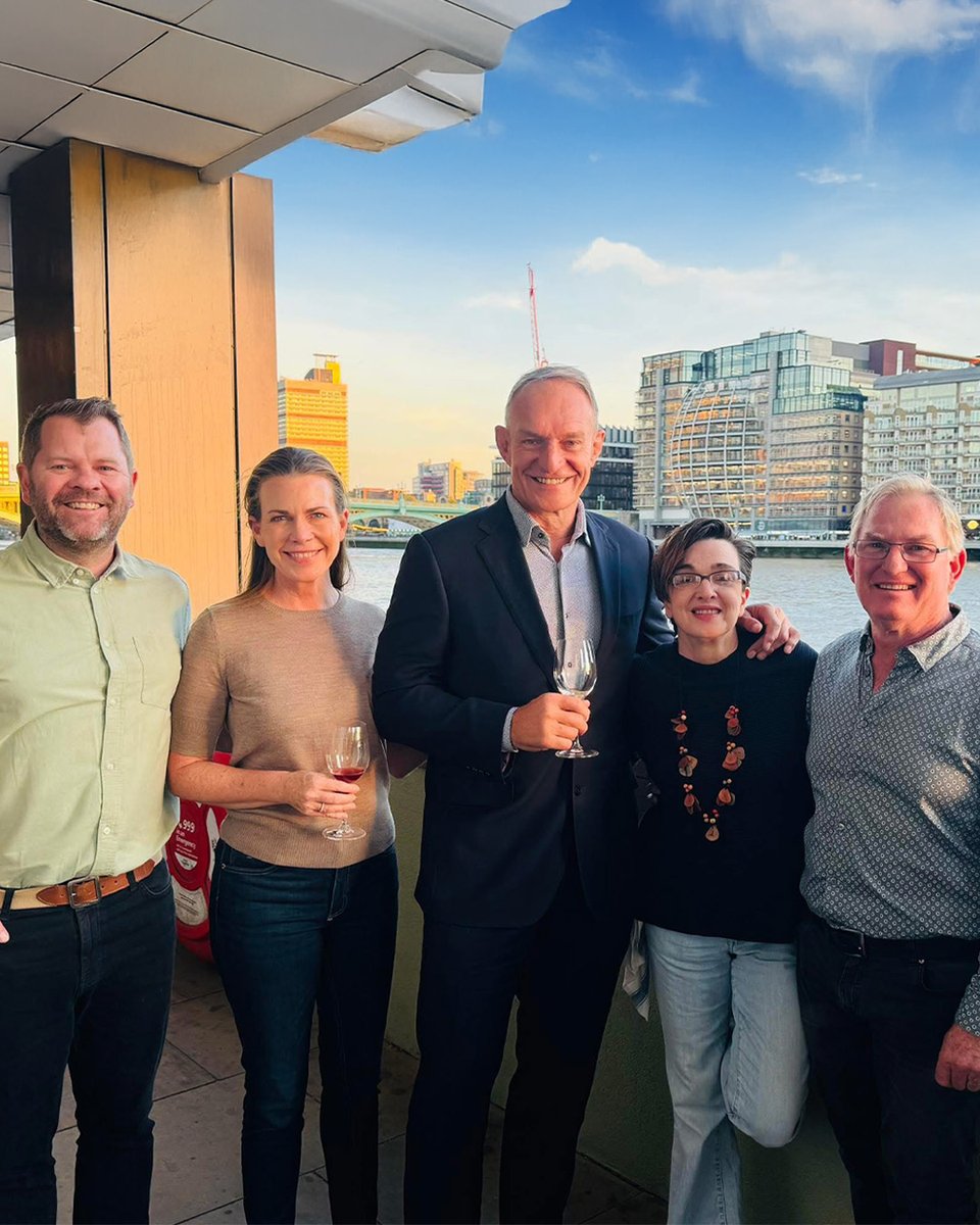Last night, London got a taste of the Cape! High Timber proudly celebrated its SA roots with a Cape Winemakers Guild tasting - legendary winemakers, award-winning wines, &amp; even a World Cup-winning Springbok captain in the house!

#premiumatplay