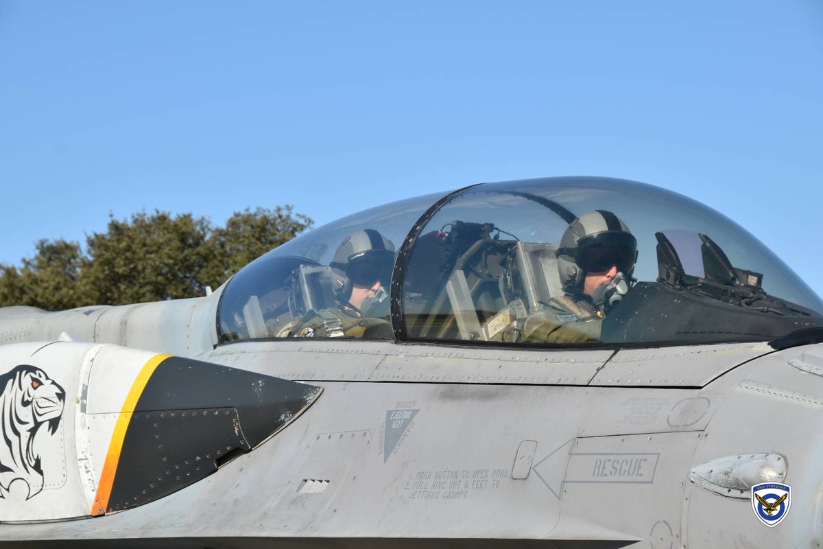 HAFspokesperson's tweet photo. ����Beja 🇵🇹
🇬🇷 Tigers🐯 in #NTM25
#f16 #335M #haf #πολεμικηαεροπορια https://t.co/nlyWF1Fr4k