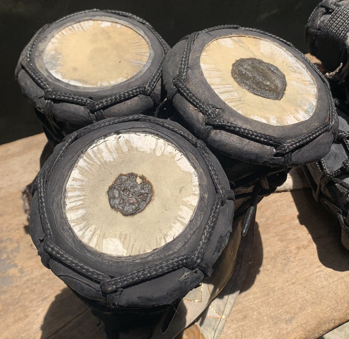 You have an event tonight or tomorrow or Sunday ? 

This is a good opportunity to buy this quality and well tuned Omele bata native drum for your event. 

It comes with a rubber whip that makes it flexible and firm to make your instrument sound better. 

Price: 35,000