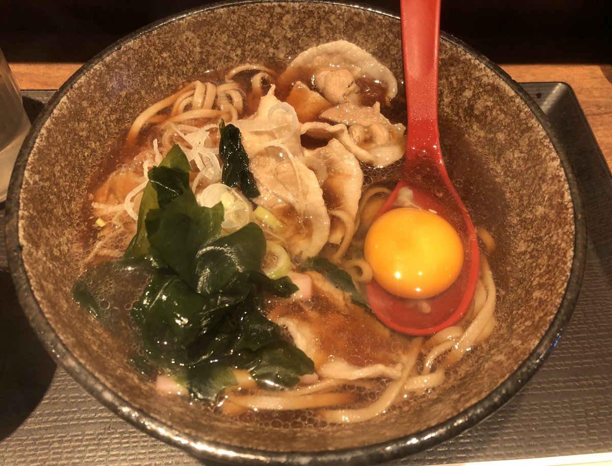 #奥様な魔女
3公演目終わりましたー！！
皆さんの温かい笑い声が励みになります☺️
19時公演もお待ちしております🙇