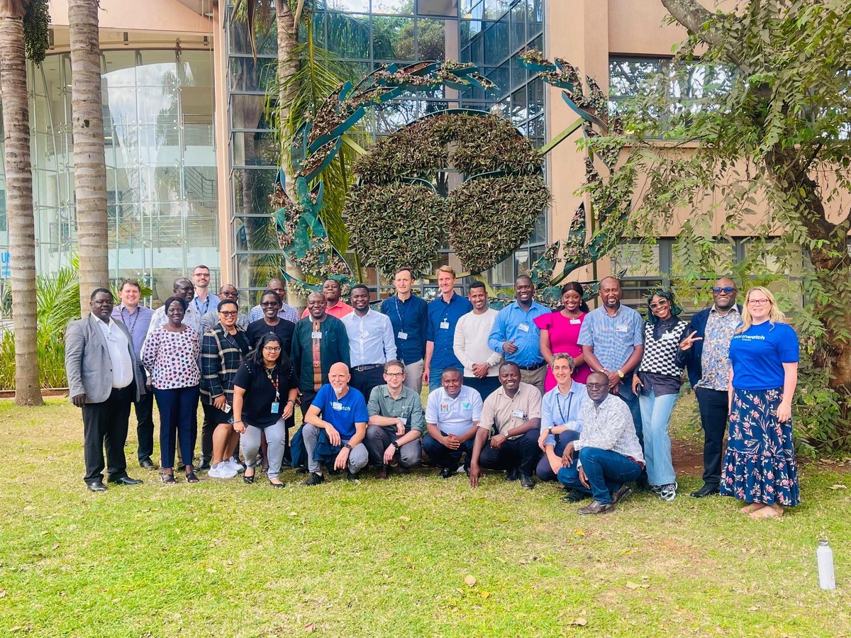 KeWruas's tweet image. 80%+ of wastewater flows back untreated. The solution? PEOPLE POWER💪
At the #CitizenScience workshop partners, agreed citizen data must shape water policy to advance #SDG6. Embedding it in policy bridges data gaps, drives accountability &amp;amp; protects our waters
#ScienceByThePeople