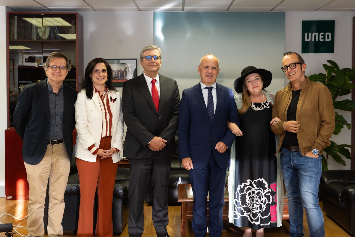rmairal's tweet photo. Se ha celebrado la reunión de rectores para la refundación de la Nueva Hercritia, la Cátedra Internacional de Investigación en Hermenéutica y Estética Críticas dirigida por la catedrática de la UNED Teresa Oñate. https://t.co/RkkzNOzcP4