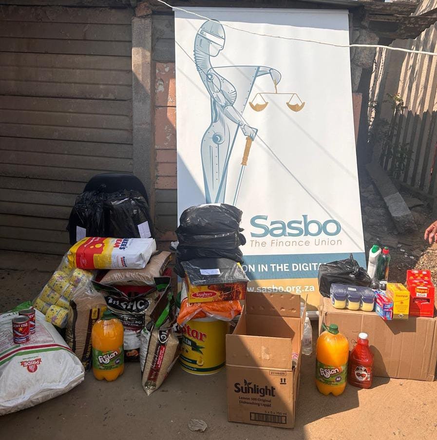 _cosatu's tweet image. Members of #SASBO participated in the #HeritageDay by donating groceries, school uniforms and dignity goodies at Uphumulo Orphanage Home, eMalahleni #JoinSASBO #Back2Basics #ClassStruggle