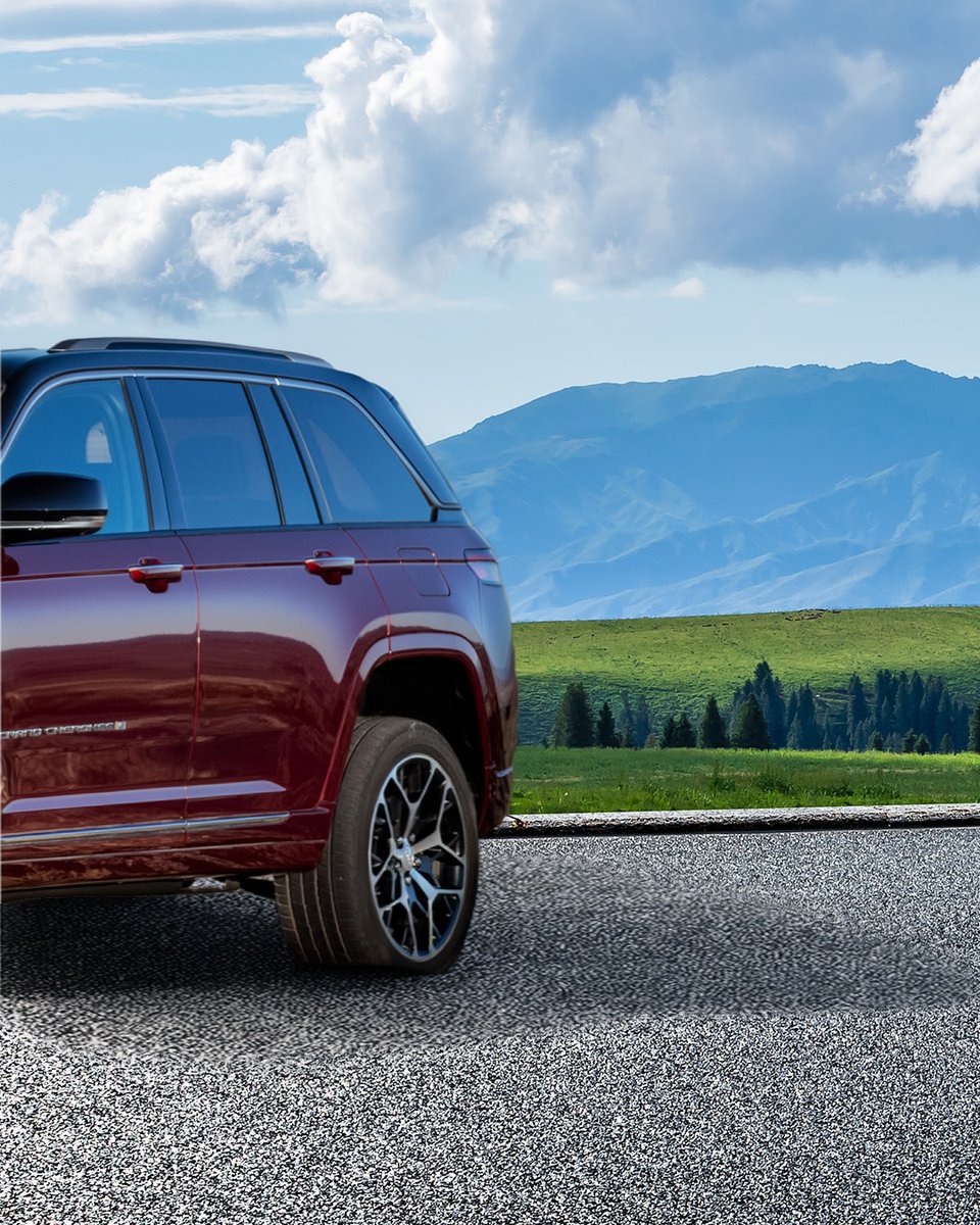 الجو الحلو بدأ.. والجراند شيروكي مستعد لكل مغامرة! ☀️🚙
وش أول وجهة بتروح لها؟ شاركنا 👇
#جيب #جراند_شيروكي #اكتشف_الطريق #بترومين 
The perfect weather is here, and the Grand Cherokee is ready for every adventure.☀️🚙
What’s your first destination? Share with us 👇