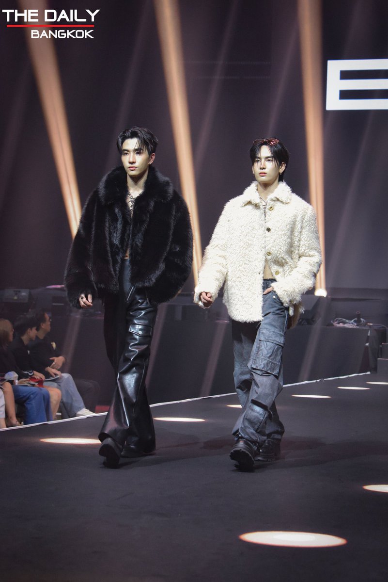 <a href="/Siam_Paragon/">SiamParagon</a> ฝากเอ็นดูเพิร์ธแซนต้าด้วยนะคะ 🖤🤍✨

#SiamParagonBIFW2025 #BIFW2025 
#PerthSanta #เพิร์ธแซนต้า 
#PerthTanapon #Santapp