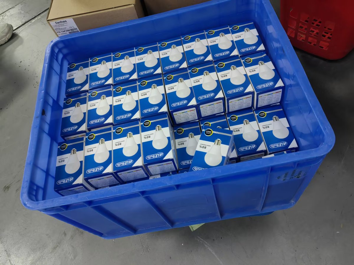 Shipping to my dear customer in Sri Lanka, I sincerely thank him for his support. ❣️ ❣️

WhatApp:+8615874281317

Email:grace@kernal-automation.com

#Domestic lamps,#neutral lamps,#accepting domestic substitution#Industrial lighting