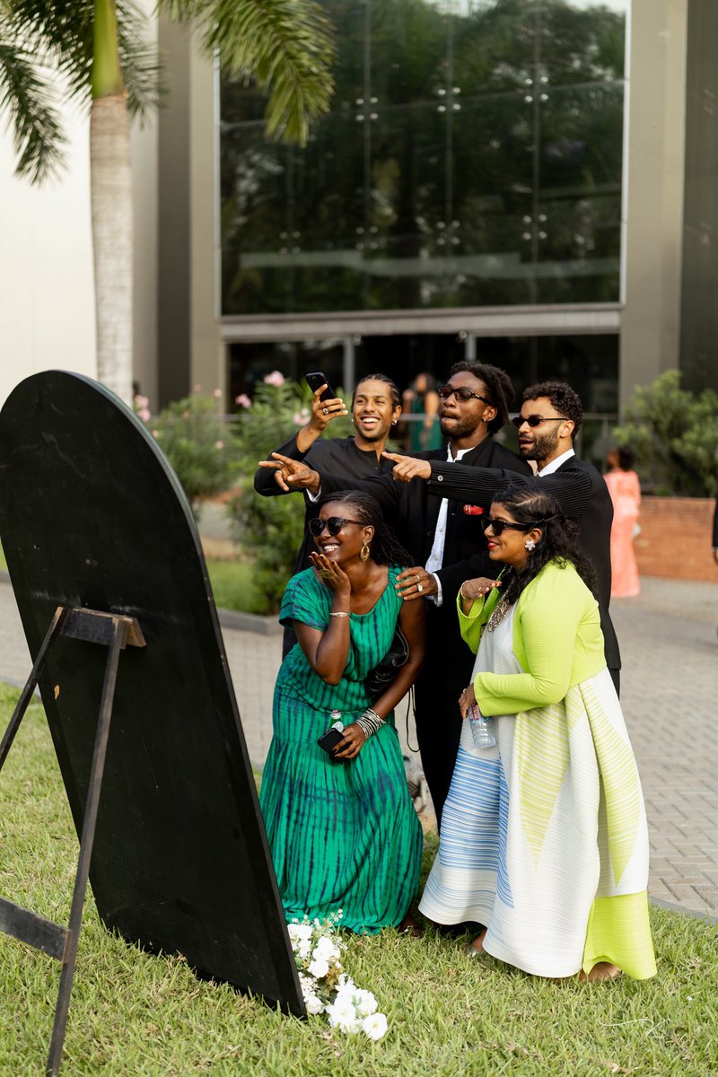 OhenekingKay's tweet photo. Moment's with our Stunning Wedding Guests https://t.co/fDdeZpy9fg