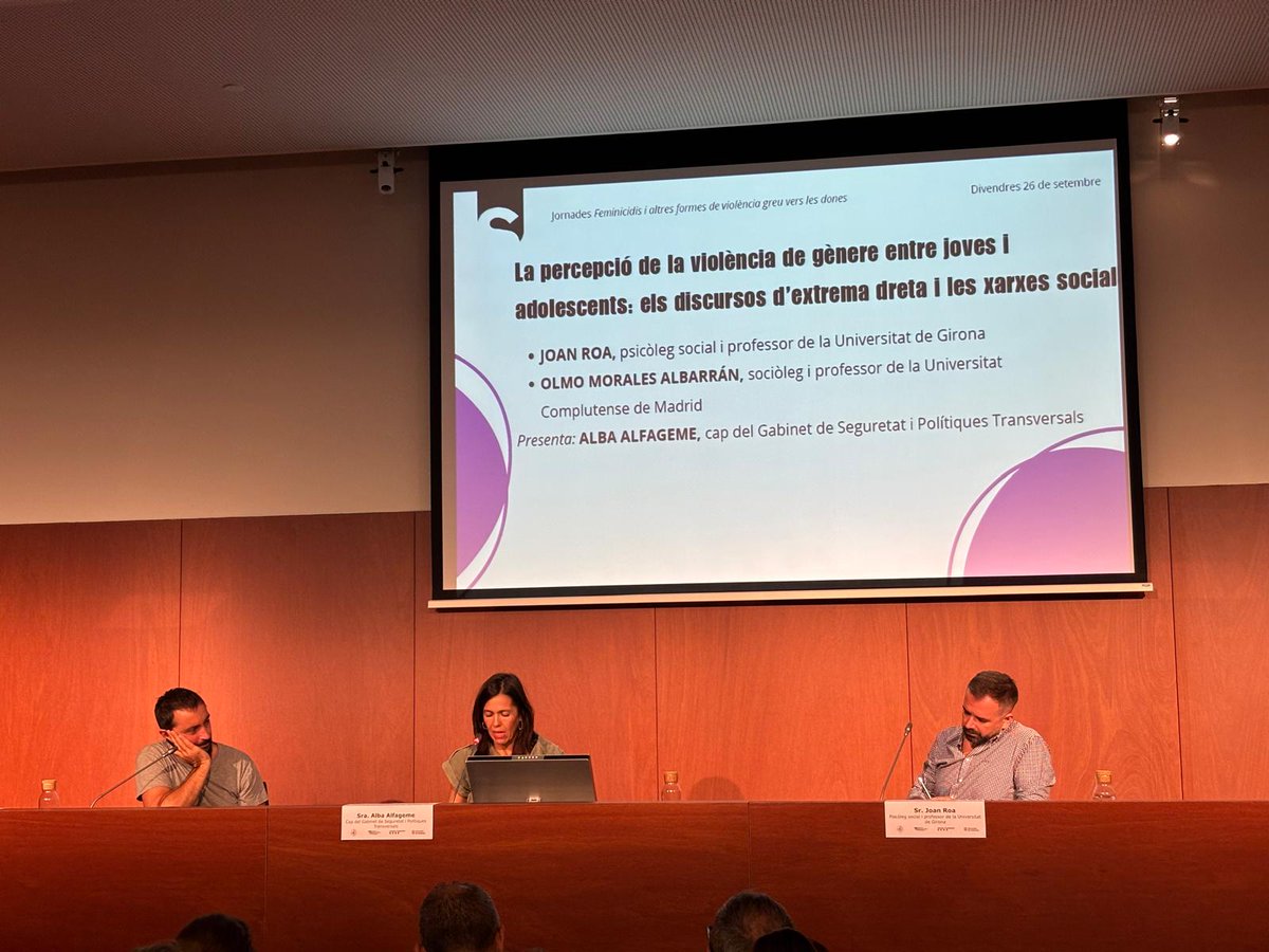 Com afrontem les masculinitats tradicionals?

La segona taula d'avui tracta la percepció de violència de gènere entre els joves

Abordem la masculinitat, parlem del vertigen de gènere i de la necessitat de tenir referents de noves masculinitats positives