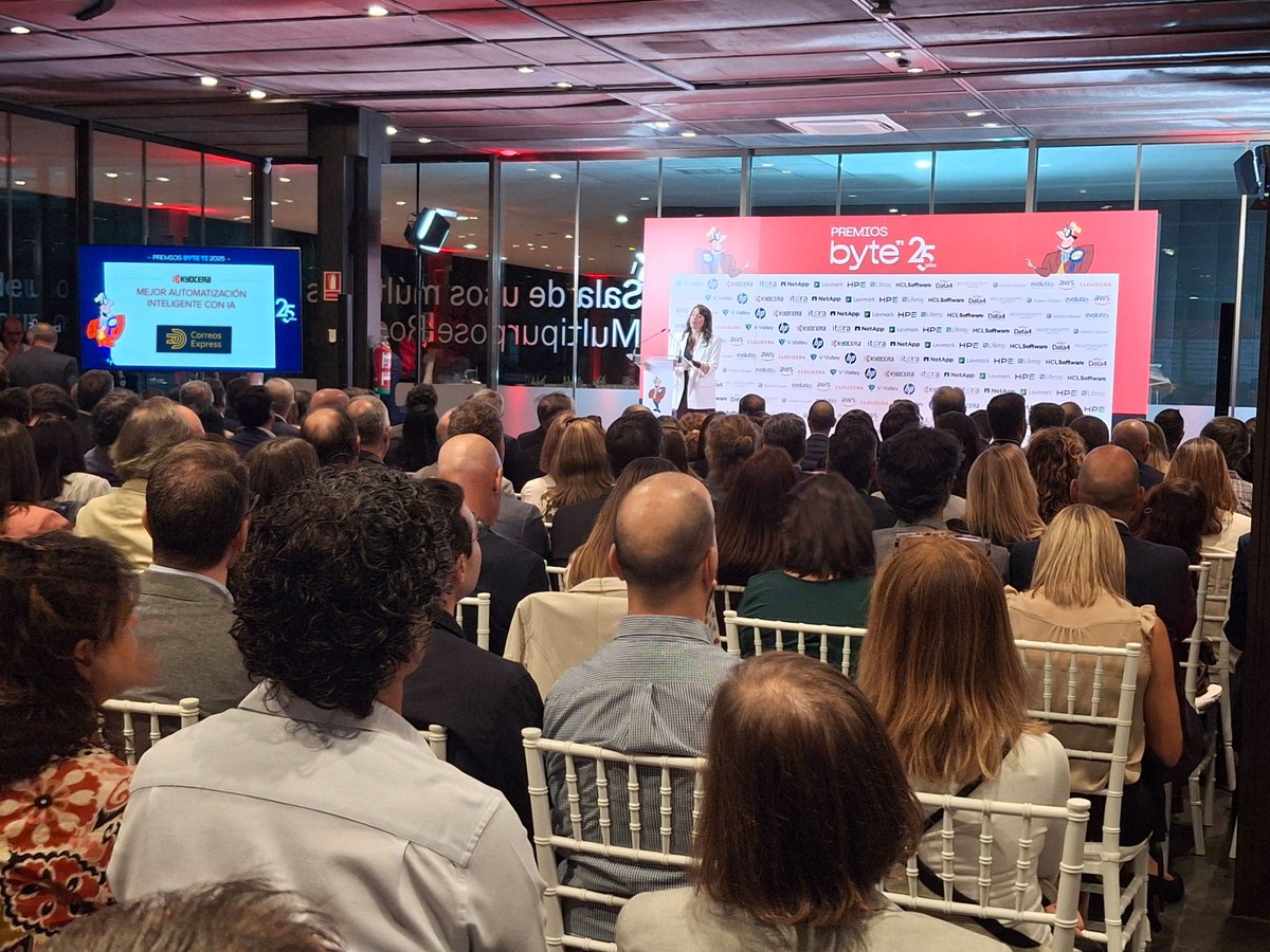 KYOCERA_DS_ES's tweet image. En logística no hay margen de error. Correos Express confió en Kyocera para automatizar su gestión documental con IA. 
El proyecto ganó en los #PremiosByteTI2025, demostrando cómo la tecnología impulsa eficiencia y excelencia. 

#SmartBusinessSolutions