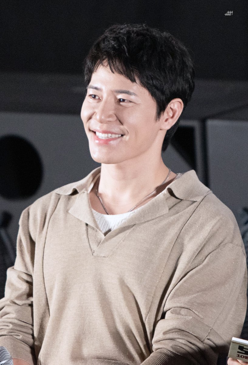 250925 영화 보스 스페셜 GV

이규형