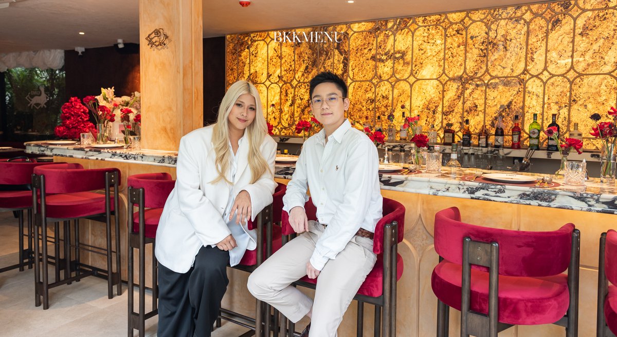 bkkmenu's tweet image. #BEHINDTHETASTE ครั้งนี้ ชวนมาเปิดครัวพร้อมเรื่องราวจากจานโปรดประจำบ้าน สู่ House of Emily ที่ถ่ายทอดรสชาติและความผูกพันผ่านทุกเมนู
.
อ่านเต็มๆ ได้ที่ :  bkkmenu.com/eat/stories/ho…
.
#BKKMENU #BKKPEOPLE #BehindTheTaste #Emily #Houseofemily