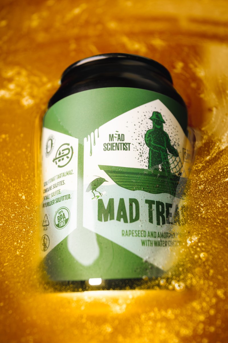 MAD TREASURE 🆕 w/ SIMA brewing madscientist.hu/en/termek/mad-…
Rapeseed and amorpha honey mead with water chestnut, aka sulyom, a protected aquatic plant that is rare in Europe and only available in limited quantities in Hungary, with notes of walnut, almond, and stoned fruits.