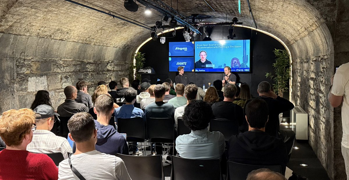 1250's tweet image. The Dublin Dev Community is on 🔥

Delighted to be hosting a Fireside Chat with Tim, the co-CEO @posthog this AM @dogpatchlabs.

Some superb insights on 6 pivots in &amp;lt;6-months, all pre-AI 😅