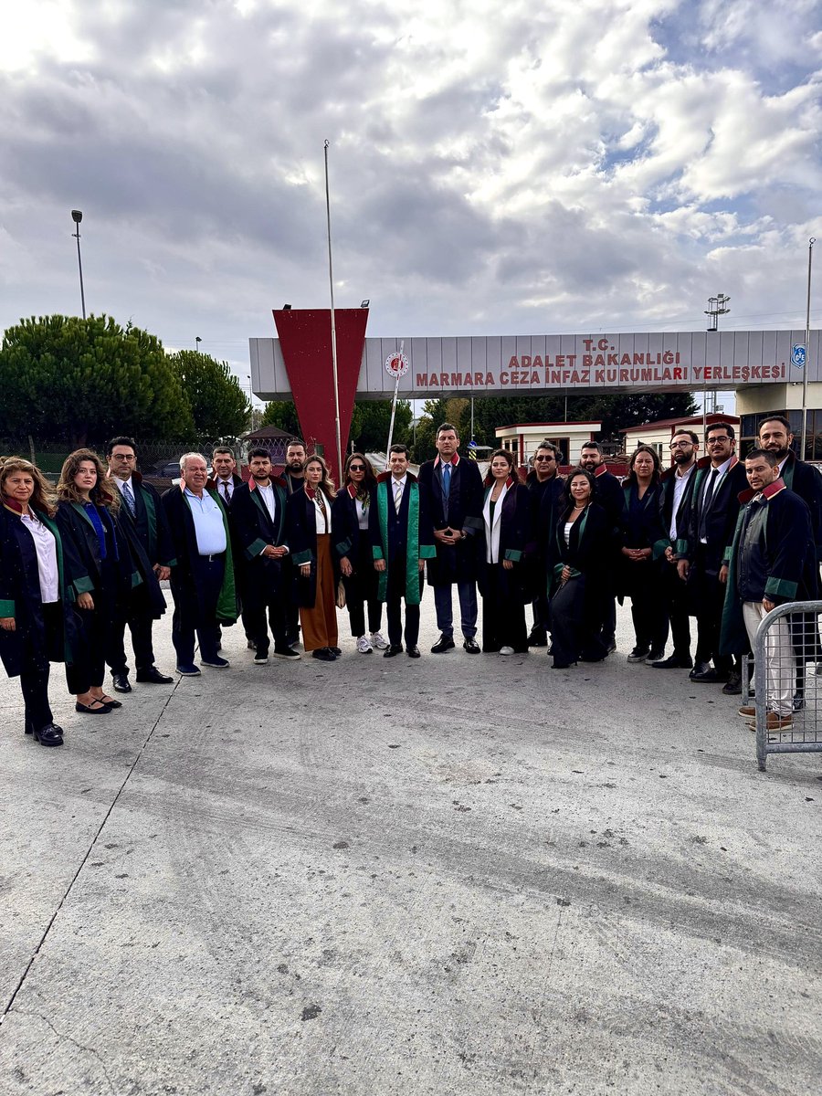 Cumhurbaşkanı Adayımız Sayın Ekrem İmamoğlu hakkında açılan “Bilirkişi” davasını takip etmek üzere CHP Ankara İl Hukuk Komisyonu olarak Silivri’deyiz! <a href="/CHPankarailbsk/">CHP Ankara İl Başkanlığı</a>