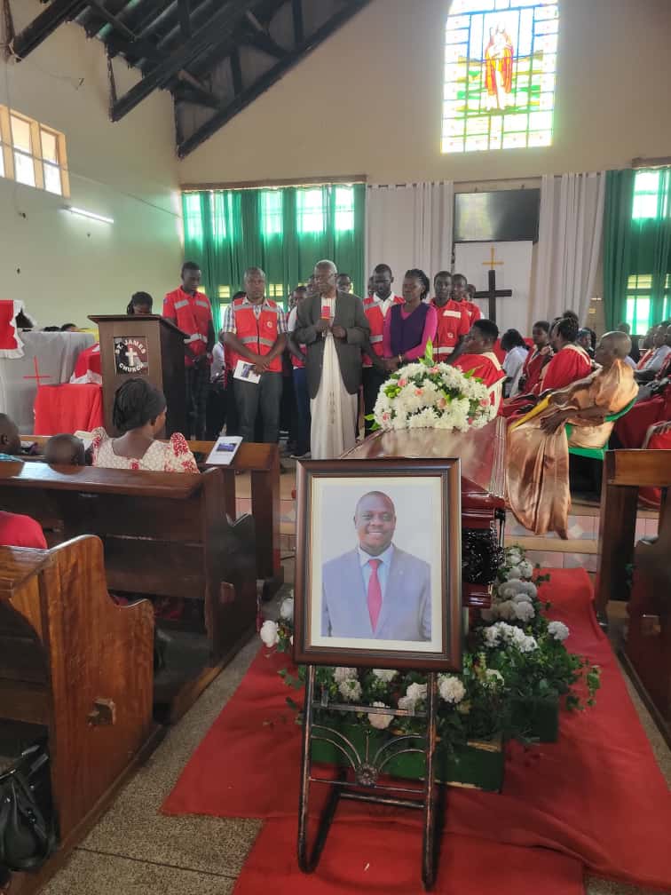UgandaRedCross's tweet photo. 📍St. James Church, Jinja
We join the community in mourning the passing of Mr. Joseph Omilmot, Chairman (Emeritus) of the Central Governing Board. His body has now arrived at the church, and a vigil service is currently underway.

This moment offers an opportunity for all who knew him to come together, pay their last respects, and honor a man whose life of service to humanity left a lasting impact.

🕯️ Let us remember his leadership, humility, and dedication.
🕊️ May his soul rest in eternal peace.
- Joseph Omilmot, RIP