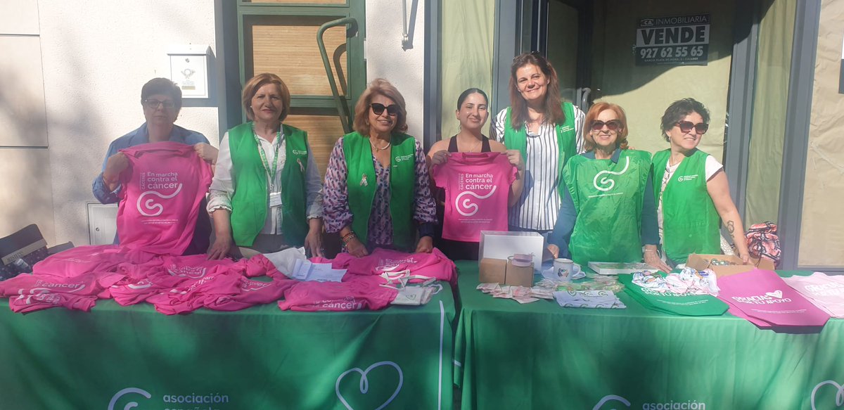 🟢Venta de camisetas para la Marcha Rosa en Arroyo de la Luz, que tendrá lugar el próximo 18 de octubre, con un gran interés y colaboración por parte de los vecin@s

👟¡Únete tú también!

#TodosContraElCáncer