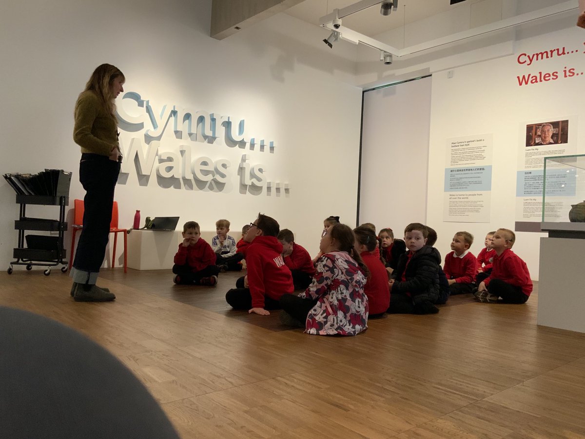 We loved the ‘Wales is...’ exhibition at ⁦<a href="/AmgueddfaCymru/">Amgueddfa Cymru | Museum Wales</a>⁩ this week ⁦<a href="/NantYParcSchool/">Nant Y Parc Primary</a>⁩