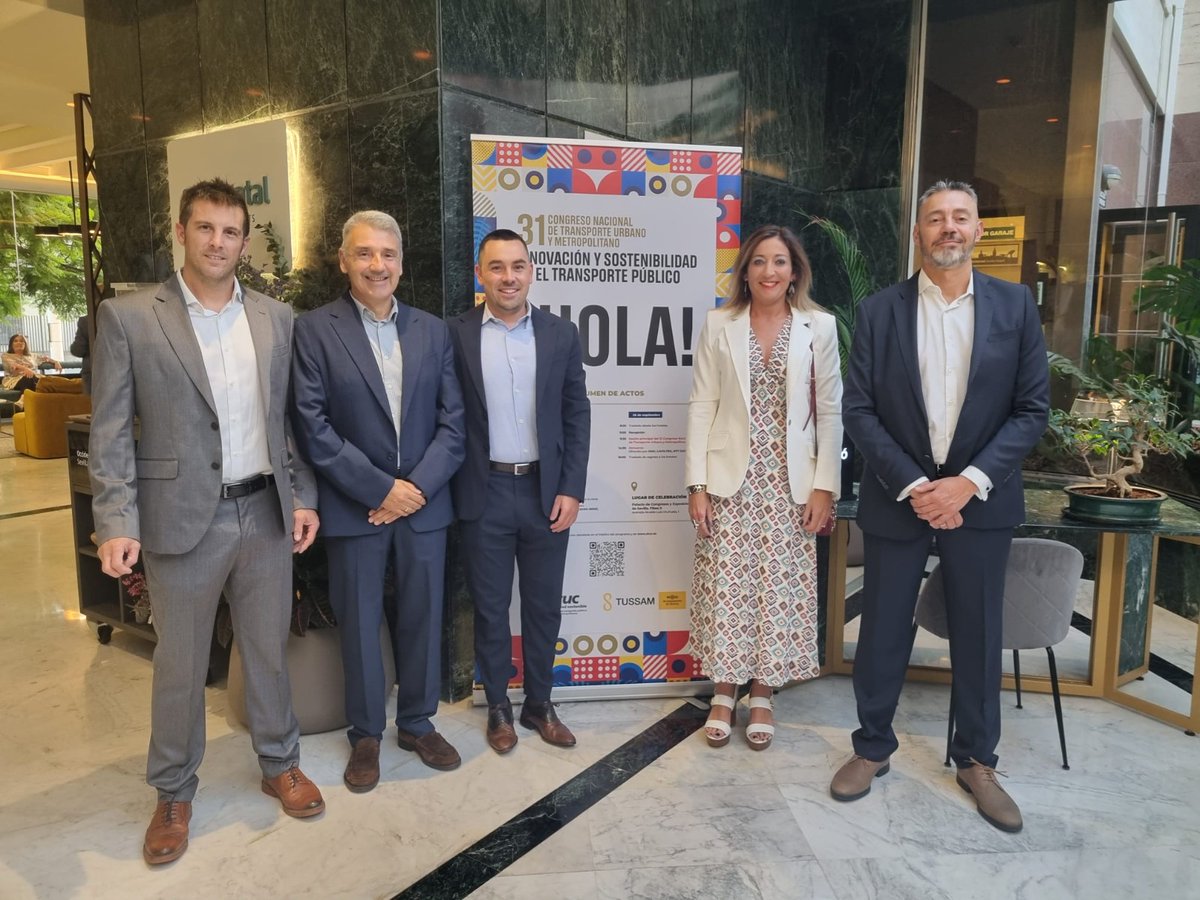 GrupoCastrosua's tweet photo. 🚍 Un año más participamos en el Congreso Nacional de Transporte Urbano y Metropolitano - ATUC , que este 2025 se celebra en Sevilla
🤝 Una experiencia enriquecedora que refuerza nuestro compromiso con una movilidad cada vez más sostenible, innovadora y eficiente.
#Castrosua https://t.co/BZHOfgJq5T