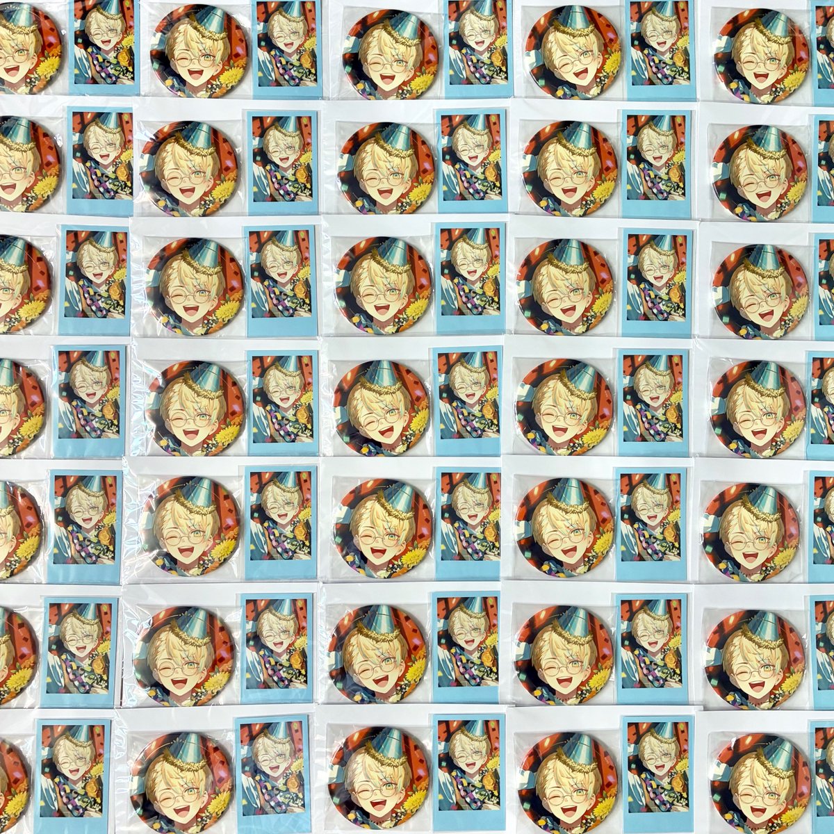 🐝𓂃𓂂◌

やっと誕生日グッズ届いたよ〜！🤩✨
笑顔もほんとに最高だし、花束に付いてるタグの「𝓓𝓮𝓪𝓻 𝓜𝔂 𝓱𝓮𝓻𝓸」ってところもめっちゃ好き…ദ്ദി⑉꒦ິ^꒦ິ⑉)
改めて、お誕生日おめでとう〜！！ᯓ ᰔ

#マナの眼