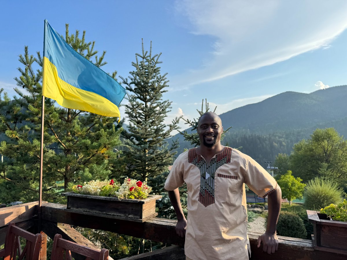 petertabichi's tweet photo. I had the privilege of joining the jury for the Global Teacher Prize Ukraine 2025 in Tatariv, Ukraine. Inspired by 10 amazing finalists — true changemakers, innovators and community builders. Congratulations to all the finalists! Excited for the winner’s announcement this October https://t.co/MErQuBLcii