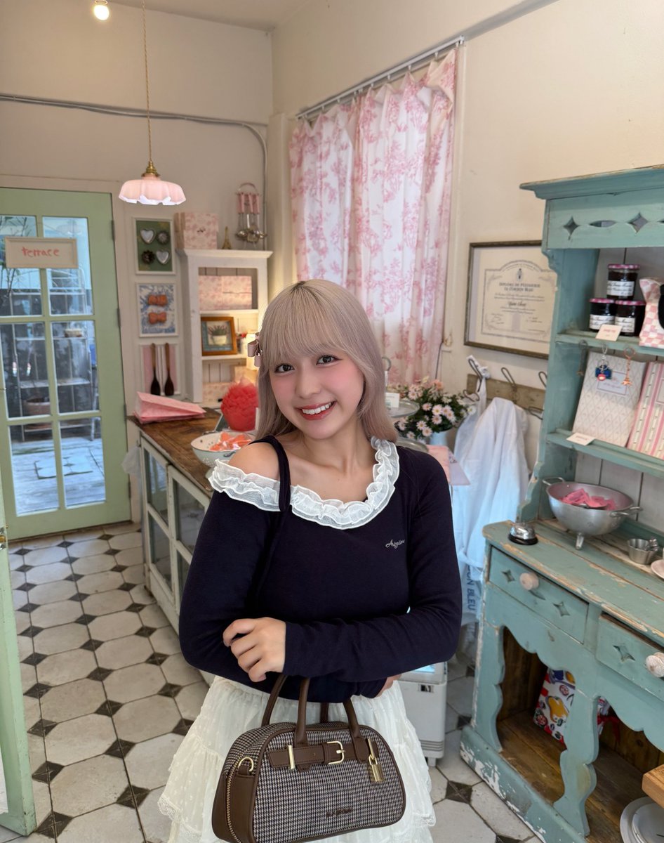 彼女の大人ガーリーなコーデが可愛すぎる件について