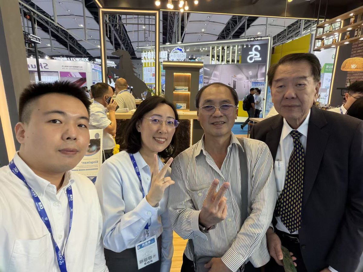 singclean's tweet image. 🌟 Day 1 at CMEF 2025 🌟

Singclean Medical proudly kicked off the 92nd China International Medical Equipment Fair in Guangzhou today! 🎉
It was a great start connecting with industry peers, partners, and professionals from around the world.
At Booth No. 1.2L30
#CMEF2025