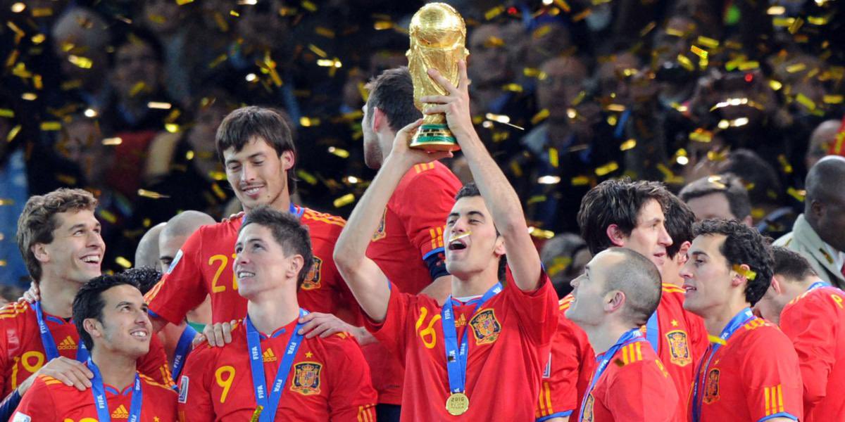 Kulturlesite_'s tweet image. 🚨 SERGIO BUSQUETS annonce qu’il prendra sa RETRAITE à la fin de l’année 2025 !!

🔵🔴 FC Barcelone : 
▫️9 Liga
▫️7 Coupes d’Espagne 
▫️7 Supercoupes d’Espagne 
▫️3 Ligues des champions
▫️3 Supercoupes UEFA
▫️3 Mondiaux des clubs

🇪🇸 Espagne : 
▫️1 Coupe du Monde (2010)
▫️1 Euro…