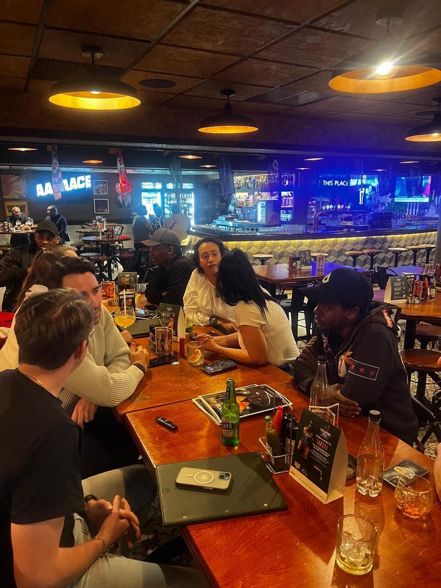 LinumLabs's tweet image. JHB web3 community 🔥
Still buzzing from last night’s #BlockchainAndBeers in Jo’burg 🍻
Shoutout to everyone who pulled through. Karabo, Kenneth & @d3nz3lSE (@africasblock), Priyanka (@BitMobileTech), @Angeliki_BTC, @ellihandro (@solana), Brandon (TD Market Exchange + the new…
