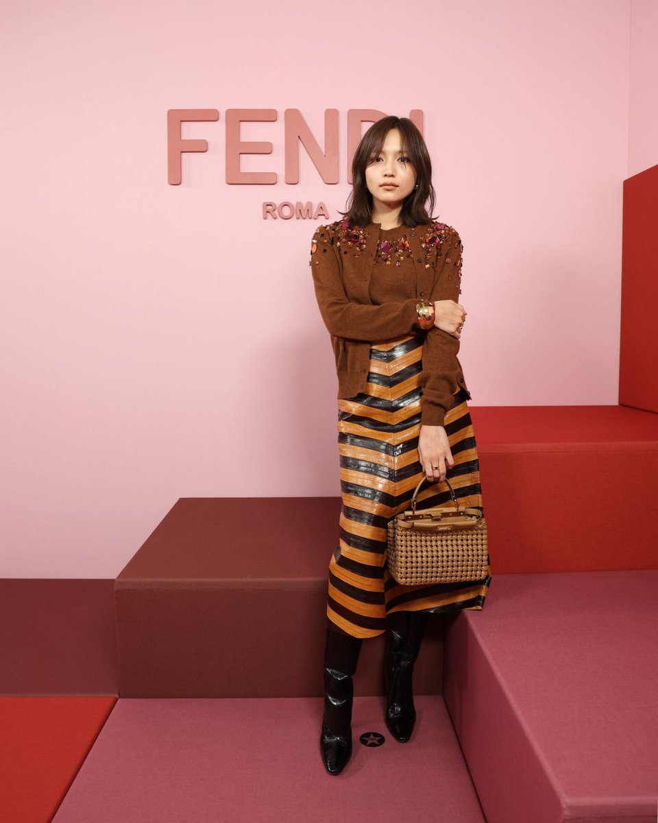 【日本未入荷❣️FENDIの今春コレクション❣️可愛い❣️シュシュ❣️】 you☆ (@you_x__x__x): 