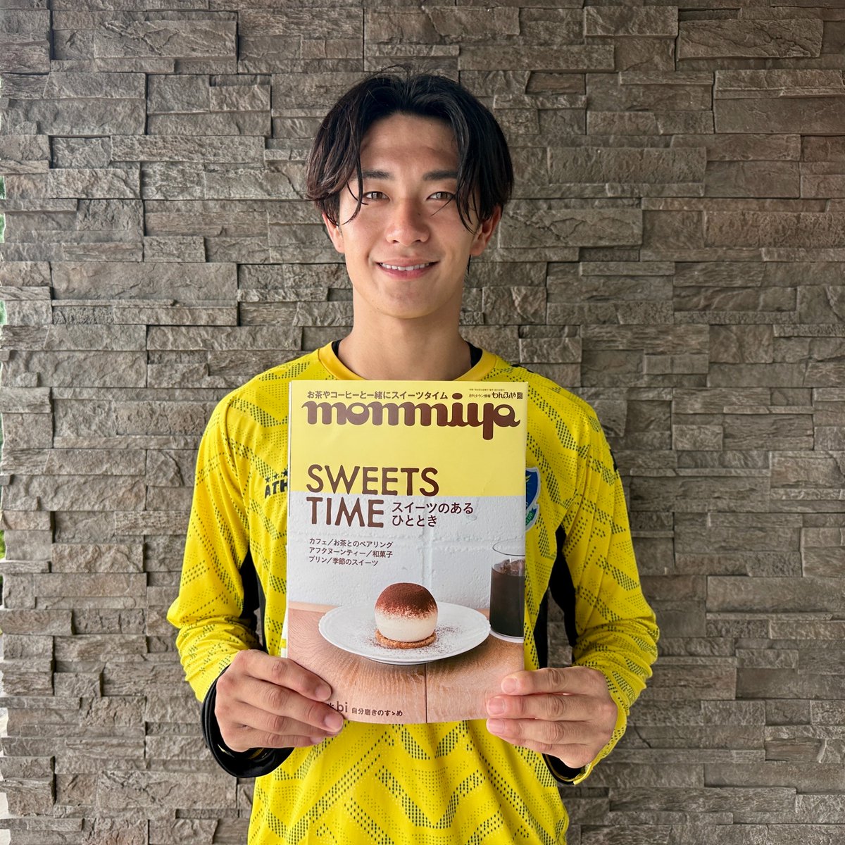 tochigisc's tweet photo. 【掲載情報】
📕 月刊タウン情報誌「monmiya」10月号
✔️ #大森博 選手インタビュー
✔️ 新朝プレススペシャルマッチルポ　が掲載😊！

▼詳細はこちら
https://t.co/cG9q3hLkGI

#全員戦力 #栃木ＳＣ
@monmiya_ @hiroshi6680 https://t.co/AlePNKg4Ql