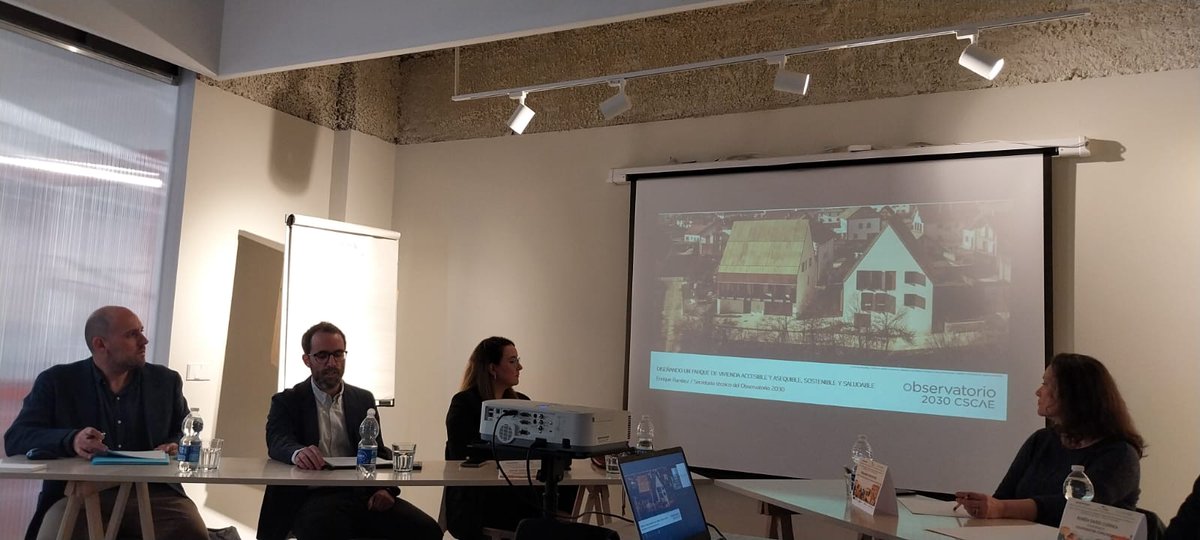 "El acceso a una vivienda digna y asequible exige políticas decididas, financiación sostenible y colaboración entre sectores" ha señalado Enrique Ramírez del #Observatorio2030 del <a href="/CSCAE/">CSCAE</a>, durante el Encuentro de Economía Social: Vivienda y empleo desde el 3er sector.