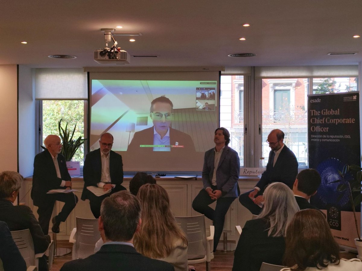 Political Intelligence España tweet media