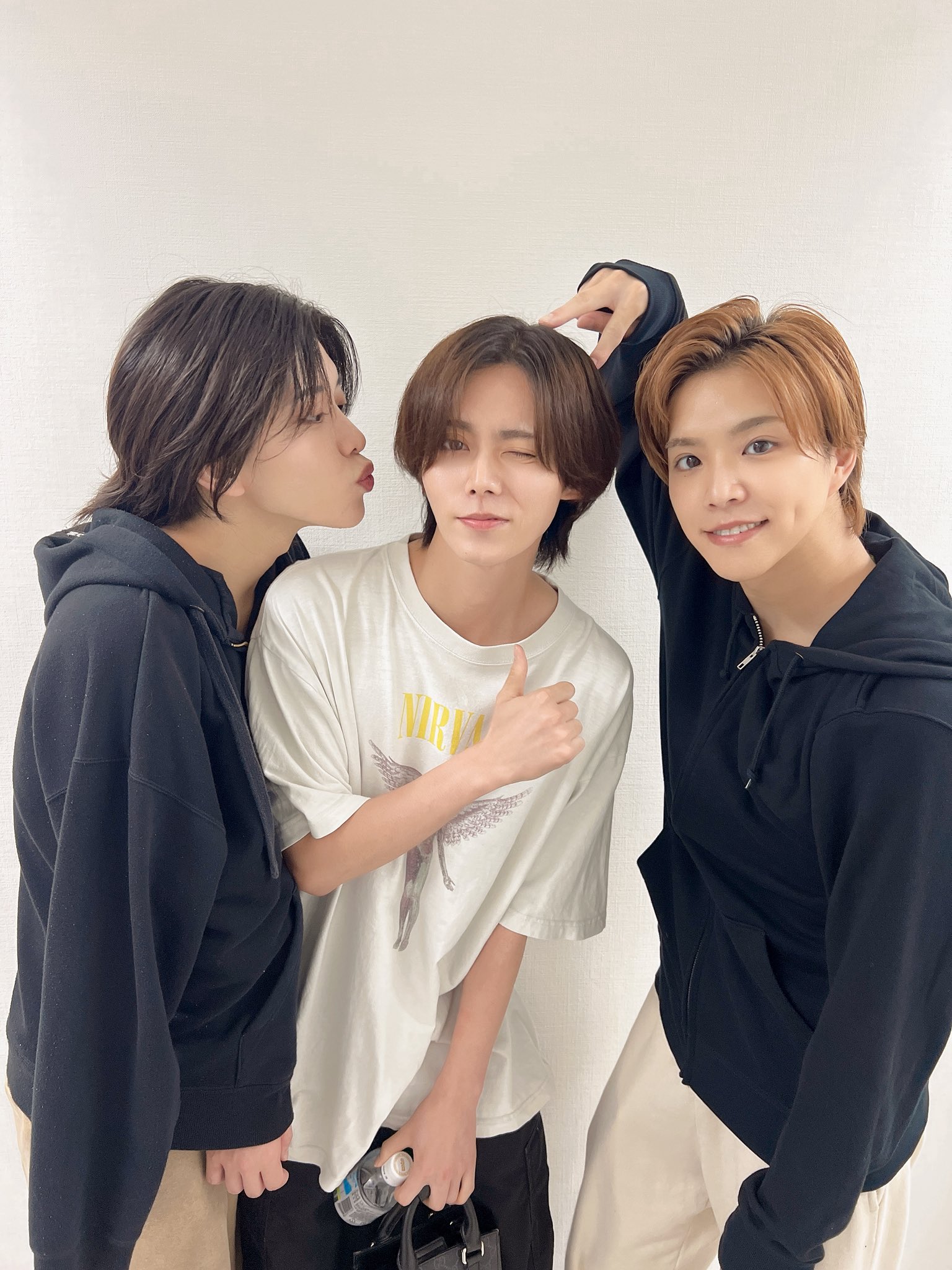 モンステ 大崎捺希 サイン入りブロマイド 大崎捺希 (@NRespawl) / X