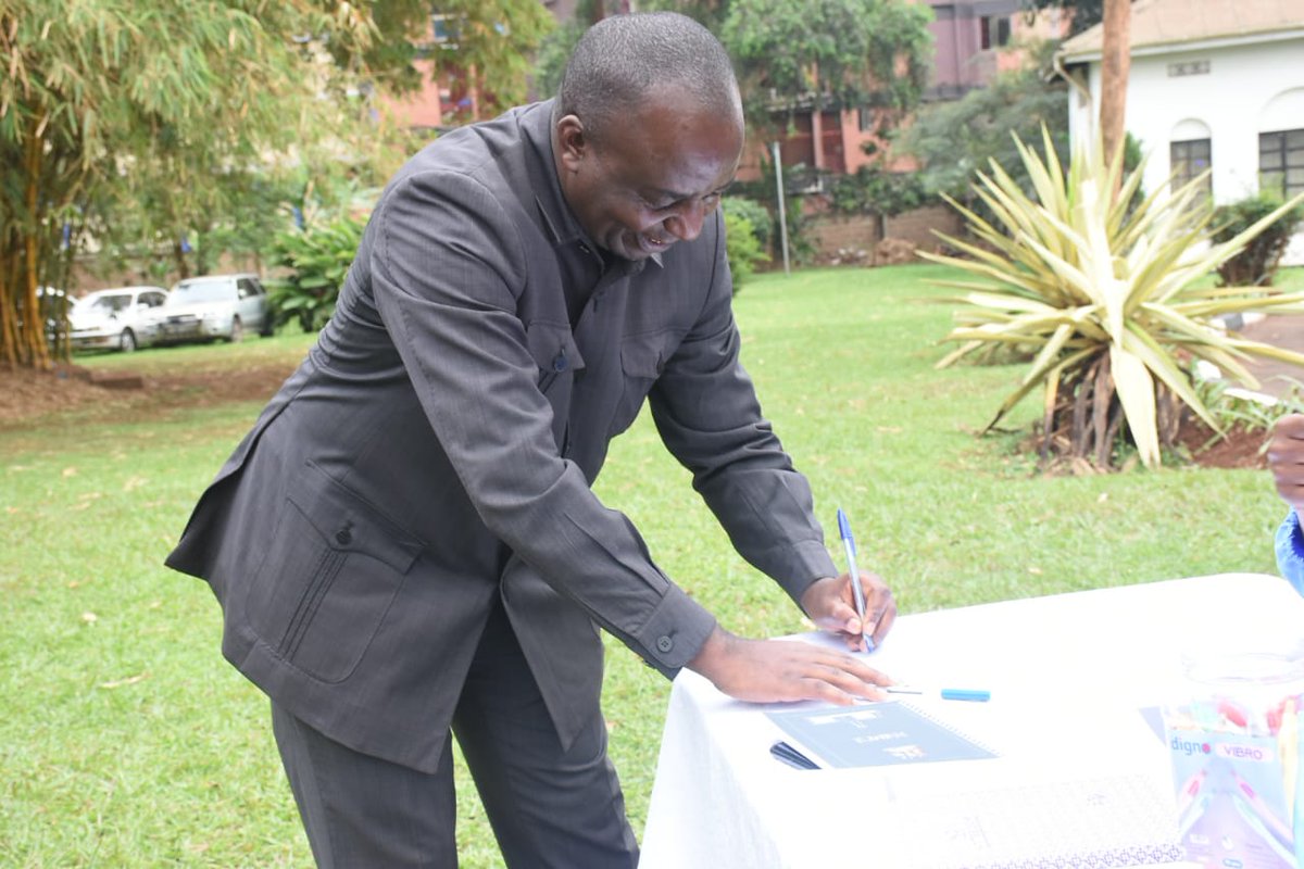 Mitimbo G Kagumba tweet media