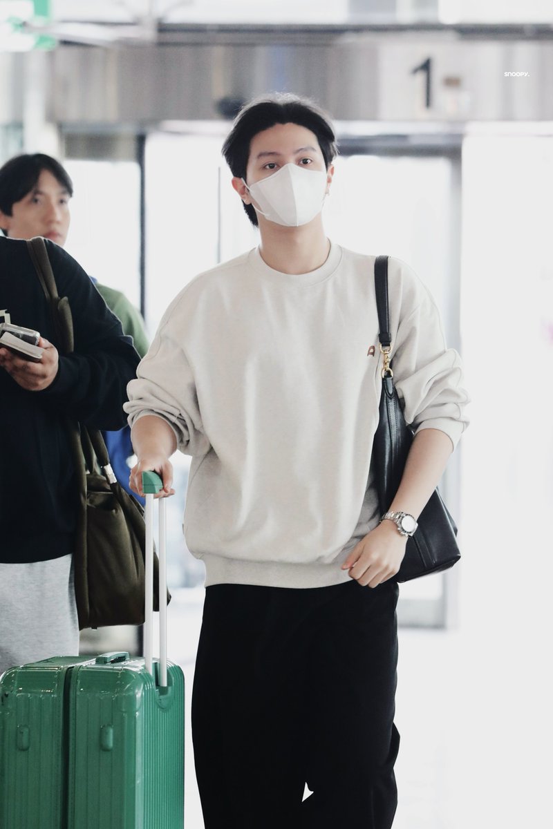 Snnoppppy's tweet photo. Last Stop - Manila
#LYKNTOURxMANILA #williamjkp https://t.co/r3CoeAa46X