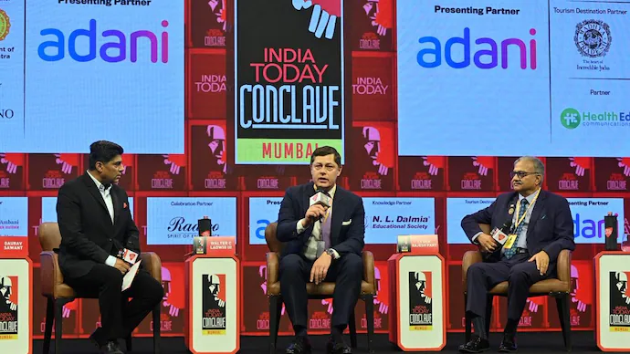 IndiaToday's tweet photo. Nuclear bogey called out: Experts say India set new rules with Operation Sindoor.
#OperationSindoor #Nucelar
Read more: https://t.co/DKC9MAWRpx https://t.co/Xo3sZbuX0s
