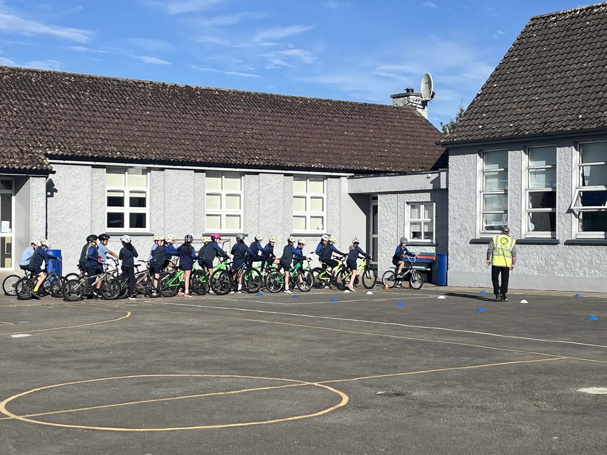 brureens's tweet photo. Another great morning for 4th class with Ed &amp; Kieron for their ⁦#cycleright programme ⁦@ActiveFlag⁩ https://t.co/p3fV5BVkgH