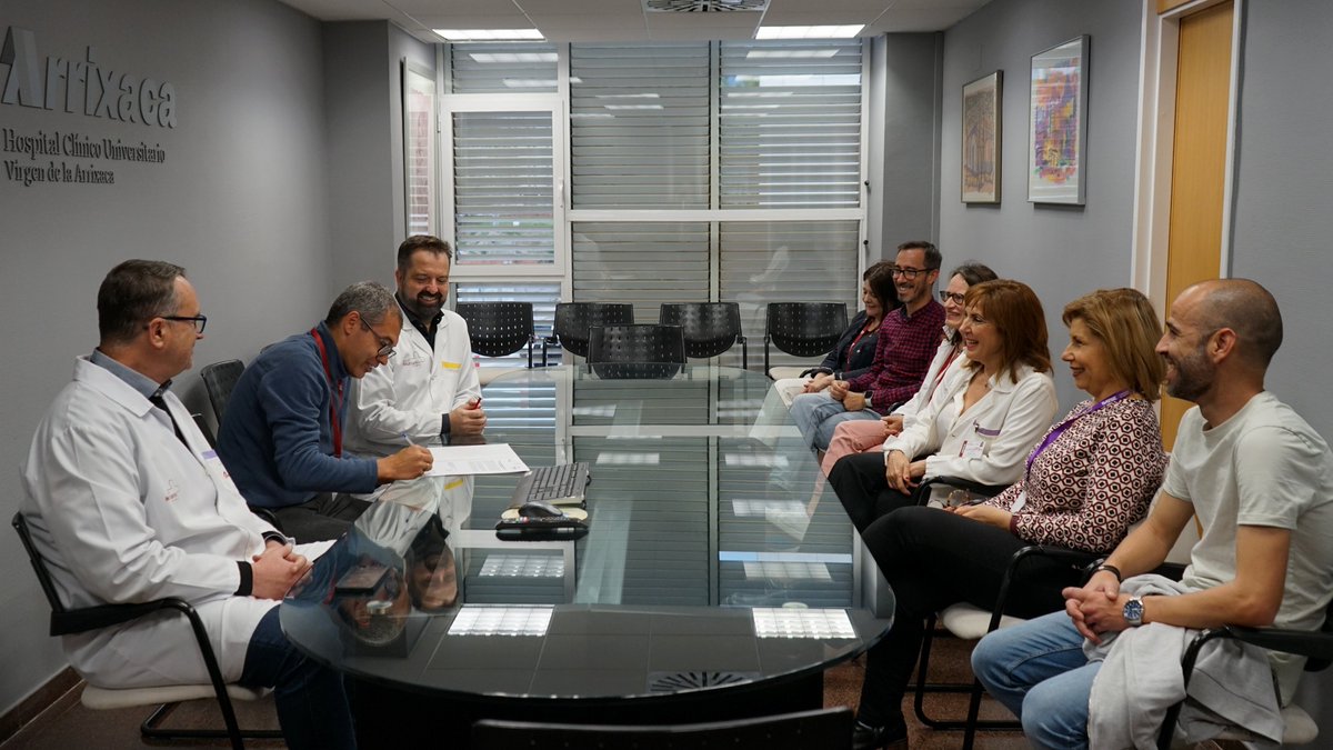 AreaUnoArrixaca's tweet photo. 4⃣ nombramientos refuerzan la Dirección de Gestión del Área1 👏🏼
- Piedad Fernández jefa administración CS Alcantarilla-Sangonera.
- Andrés Franco jefe de grupo Serv. de Nóminas.
- Magdalena Sánchez jefa de secc. administración de Farmacia.
- Rafael Murcia encargado de Fontanería. https://t.co/cmTgDIy1Lb