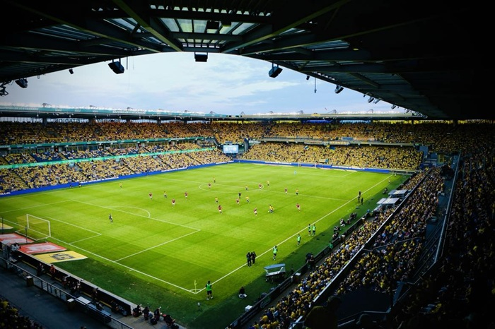 vilfortpark's tweet image. I anledning af Alexander Zornigers besøg på Brøndby Stadion på søndag, når vi møder OB, har @Rodiano lavet en quiz om tyskerens tid som Brøndby-træner. 

Her skal vi igennem 12 spørgsmål, der bl.a. dækker derby -og europæiske sejre, transfers og pokalfinaler. 

Link i næste post.