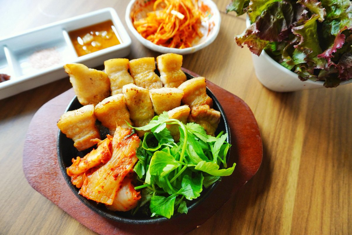 shape0719's tweet image. 華金は錦糸町NOWANAで待ってます🥂

#NOWANA
#錦糸町韓国料理 
#錦糸町居酒屋