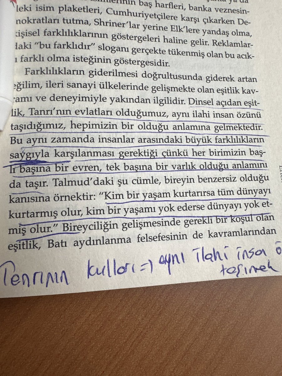 Talmud (Sanhedrin 37a):"Kim bir canı kurtarırsa, tüm dünyayı kurtarmış olur.”
Kur’an (Maide 5/32):"Kim bir canı kurtarırsa, bütün insanları kurtarmış gibi olur.”

Gazze’de ve İsrail’de dökülen her kan,bu iki kutsal öğretiyi yok saymaktır. 
Tek bir can=tüm insanlık.
#SumudForGaza