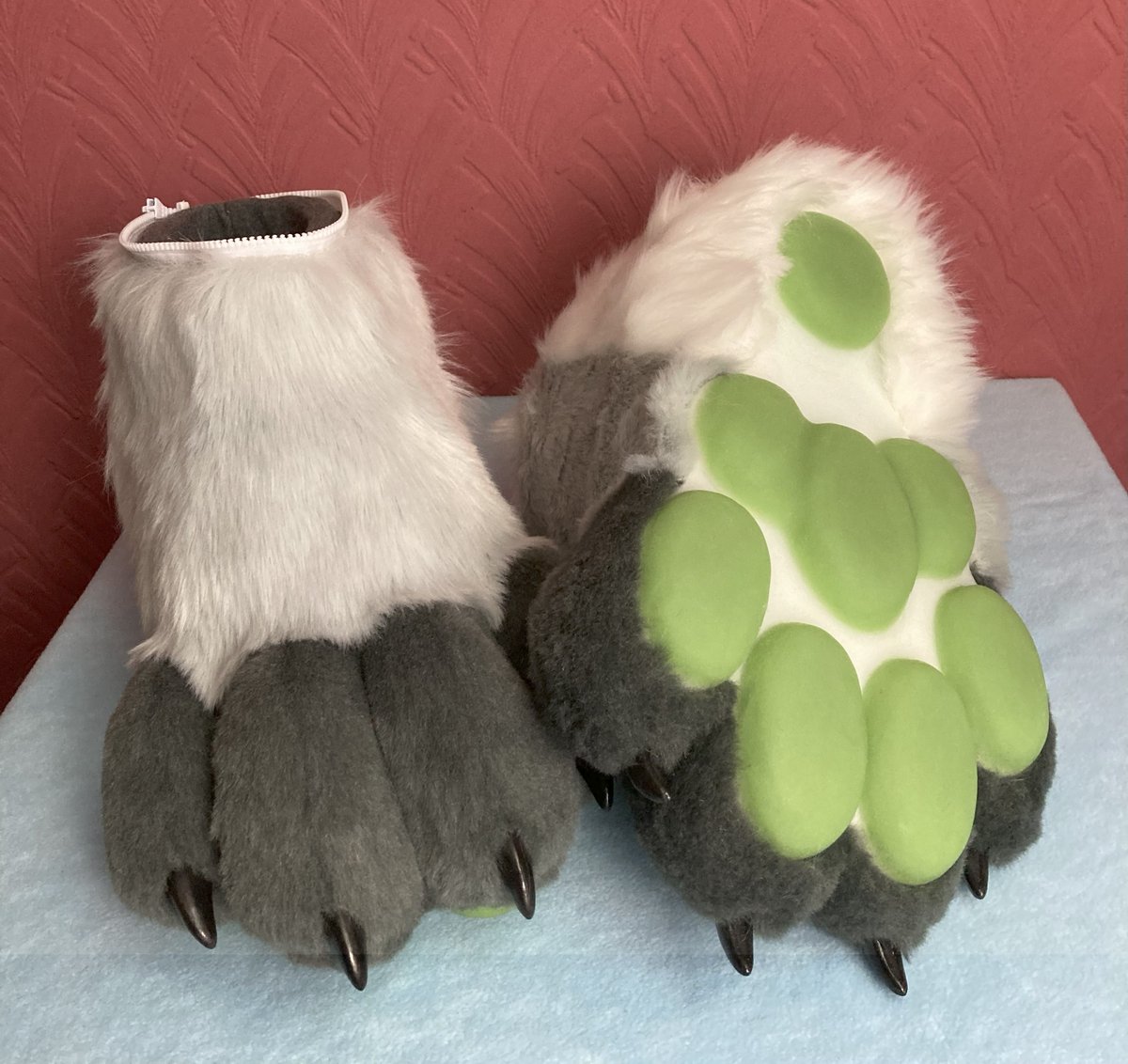 R&Dfursuits 🏳️‍🌈✨Closed✨ tweet media