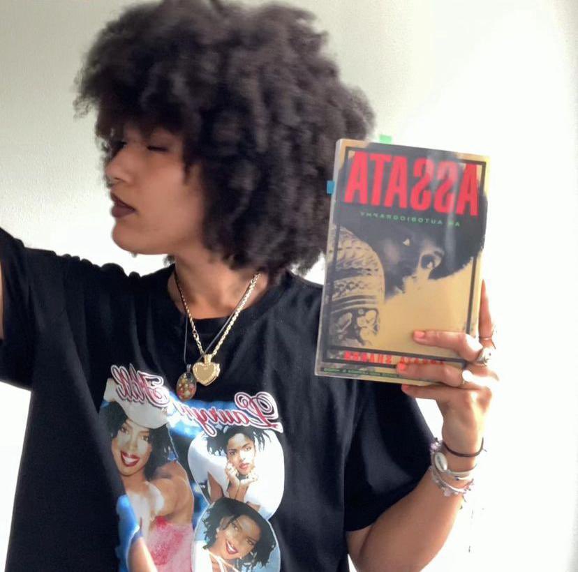 IamMzilikazi's tweet image. READERS’ CORNER: The people shall read and write more books, tell their stories and cultivate more knowledge #ReadWrite 30 part 3