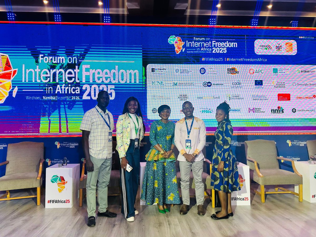 ablogui's tweet image. 🌍 L’#ABLOGUI au #AfIGF2025 / #FIFAfrica2025 : co-animation du panel « Des hashtags à la politique » (#YDCatFIFAfrica) sur droits numériques &amp;amp; jeunesse.
👇👇🏻👇🏼👇🏽👇🏾👇🏿 facebook.com/share/p/19kYmv…
 #YouthDemocracyCohort⚡️Propulsé par la Digital Democracy Initiative @YouthCohort #kibaro